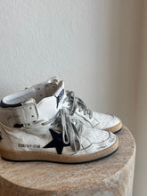 Load image into Gallery viewer, Golden Goose - Sky-Star Hi Top Sneaker - 38
