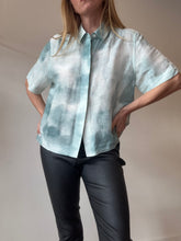 Load image into Gallery viewer, Jac &amp; Jack - Bailey Linen Silk Blend Watercolour Shirt - Green - S
