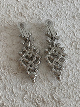 Load image into Gallery viewer, Oscar de la Renta - Faux Pearl Clip On Earrings - Silver w pearls
