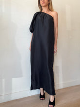 Load image into Gallery viewer, Oroton - Silk One Shoulder Column Maxi Dress - Black - 8
