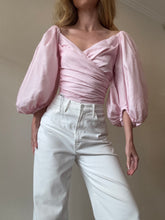 Load image into Gallery viewer, Scanlan Theodore - Cross Front Puff Sleeve Top - Pink - 8
