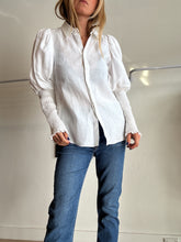 Load image into Gallery viewer, Joslin - Linen Blouse w elastic sleeve - White - 8
