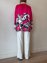 Load image into Gallery viewer, Leo Lin - Horse print Silk LS Shirt - Hot Pink - 10
