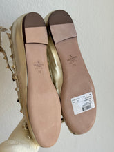 Load image into Gallery viewer, Valentino - Ballerina Ballet Flats - Gold - 39 - new w box RRP$1.050

