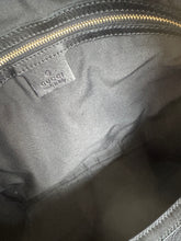 Load image into Gallery viewer, Gucci - Indy Hobo Bag w bamboo tassles - Black - M
