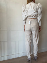 Load image into Gallery viewer, Vince - Wide Leg Pants - Beige - 2 - bnwt
