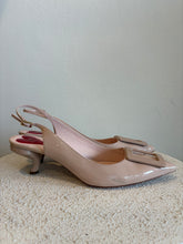 Load image into Gallery viewer, As is - Roger Vivier - Virgule Pointed Kitten Slingback Heels - Beige Patent Leather- 41 - RRP$1560
