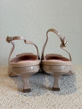 Load image into Gallery viewer, As is - Roger Vivier - Virgule Pointed Kitten Slingback Heels - Beige Patent Leather- 41 - RRP$1560
