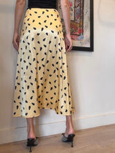 Load image into Gallery viewer, Gestuz - Slip Skirt w Black Print  - Yellow - 10
