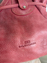 Load image into Gallery viewer, Balenciaga - Vintage Slouch Leather Hobo Shoulder Bag - Rose - M - As Is
