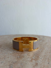 Load image into Gallery viewer, Hermes - Wide Clic Clac H Bracelet -  GM-(M/L)  - Marron Glace/Yellow gold -RRP$1350 - as new
