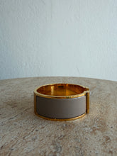 Load image into Gallery viewer, Hermes - Wide Clic Clac H Bracelet -  GM-(M/L)  - Marron Glace/Yellow gold -RRP$1350 - as new
