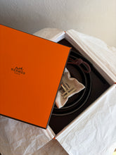 Load image into Gallery viewer, Hermes - H au Carre Epsom Reversible Leather belt - Taupe/Black w Silver Hardware  - 95 -  RRP$1520
