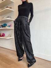 Load image into Gallery viewer, Norma Kamali - LS Stretch Turtleneck Top - Black - L
