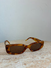 Load image into Gallery viewer, Shevoke - Norm Crystal Sunglasses - Brown - S
