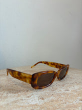 Load image into Gallery viewer, Shevoke - Norm Crystal Sunglasses - Brown - S
