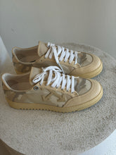 Load image into Gallery viewer, Off White - Arrow Camo Canvas Sneaker - Sand - Beige
