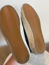 Load image into Gallery viewer, Golden Goose - Suede Glitter Mid Star Cotton Wave Sneaker - Grey - 38 - RRPP$980
