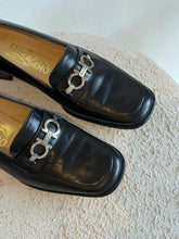 Load image into Gallery viewer, Salvatore Ferragamo - Loafers w Gancini  - Black - 7.5
