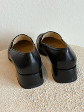 Load image into Gallery viewer, Salvatore Ferragamo - Loafers w Gancini  - Black - 7.5
