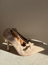 Load image into Gallery viewer, Scanlan Theodore - Bow Pump  95mm- Nude Suede  - 38 - RRP$600
