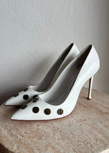 Load image into Gallery viewer, Manolo Blahnik - Panunzia BB Heels - White - 41
