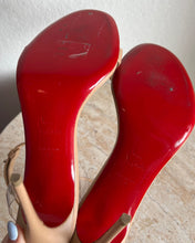 Load image into Gallery viewer, Christian Louboutin - Jonatina 85 Heels - Nude - 42
