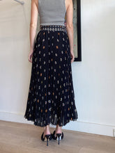 Load image into Gallery viewer, Zimmermann - Flower Print Plated Skirt w Belt  - Black - 0
