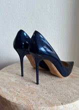 Load image into Gallery viewer, Jimmy Choo - Point Toe Pump Heels - Blue - 41
