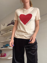 Load image into Gallery viewer, Sezane - SS T-Shirt w Red Heart  - Beige - XS
