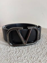 Load image into Gallery viewer, Valentino - VLOG Signature Calfskin Belt 40mm - Black - 34 - RRP$900
