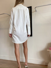 Load image into Gallery viewer, Harris Tapper - Shirt Dress - Ivory - 4
