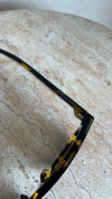Load image into Gallery viewer, Bottega Veneta - B 119S Havana Sunglasses - Tortoise Shell - S - RRP$620

