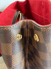 Load image into Gallery viewer, Louis Vuitton - Bergamo Bag - Damier Ebene - M
