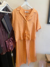 Load image into Gallery viewer, Venroy - Silk Geo SS Shirt &amp; Wide Leg Pant Set - Orange - L -  RRP $560
