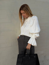Load image into Gallery viewer, Khaite - Ruched Sleeve Pointed Collar Shirt - Ivory - XS
