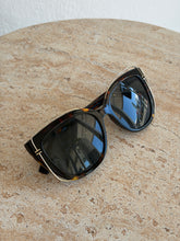 Load image into Gallery viewer, Tiffany &amp; Co -TF4148 Cat Eye Sunglasses - Tortoise Shell/Gold -
