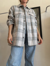 Load image into Gallery viewer, Vince - Wool blend Quilted Shacket - Grey Check - L
