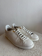 Load image into Gallery viewer, Louis Vuitton - Frontrow Leather Sneaker - White - 36
