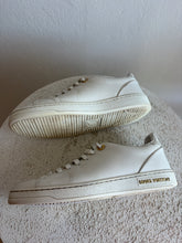 Load image into Gallery viewer, Louis Vuitton - Frontrow Leather Sneaker - White - 36
