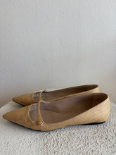 Load image into Gallery viewer, No 21 - Raffia Fabric Pointy Flats - Tan - 39.5 - As Is
