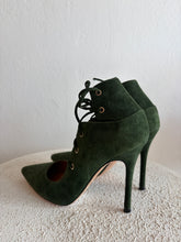 Load image into Gallery viewer, Scanlan Theodore - Lace Up Pointed Toe Suede Pump - Green - 36 - RRP$650

