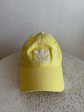 Load image into Gallery viewer, Adidas - Baseball logo cap  - Yellow -
