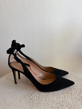 Load image into Gallery viewer, Aquazzura - Deneuve Pumps - Black  Suede - 39 - RRP $1400

