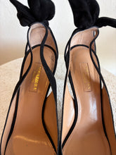 Load image into Gallery viewer, Aquazzura - Deneuve Pumps - Black  Suede - 39 - RRP $1400
