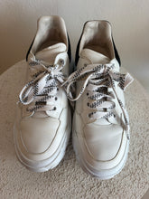 Load image into Gallery viewer, Alexander McQueen - Court Trainer Sneakers - White/Black Tab- 40 - rrp$740

