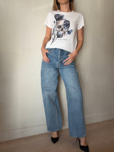 Load image into Gallery viewer, Alexander McQueen - Skull Print T-Shirt - White - 40
