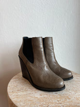 Load image into Gallery viewer, Opening Ceremony - Wedge Heel Ankle Boots - Khaki - 39
