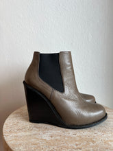 Load image into Gallery viewer, Opening Ceremony - Wedge Heel Ankle Boots - Khaki - 39
