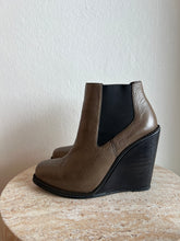 Load image into Gallery viewer, Opening Ceremony - Wedge Heel Ankle Boots - Khaki - 39
